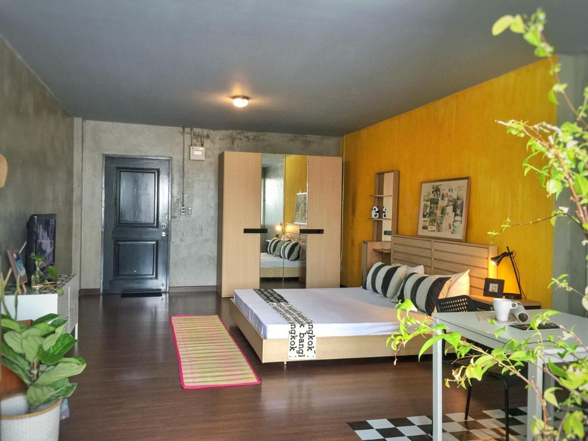 Five Stars Ratchada 19 Pansiyon Bangkok Dış mekan fotoğraf